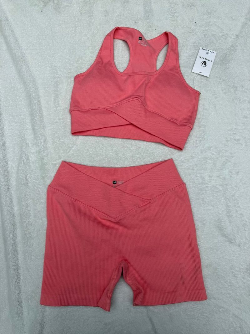 Conjunto con calza cruzada