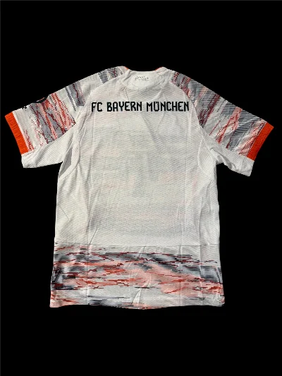 Bayern Munich 2025/2026 Suplente Player thumbnail 2