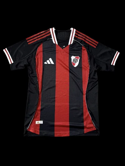 River 2025/2026 Suplente Player thumbnail 1