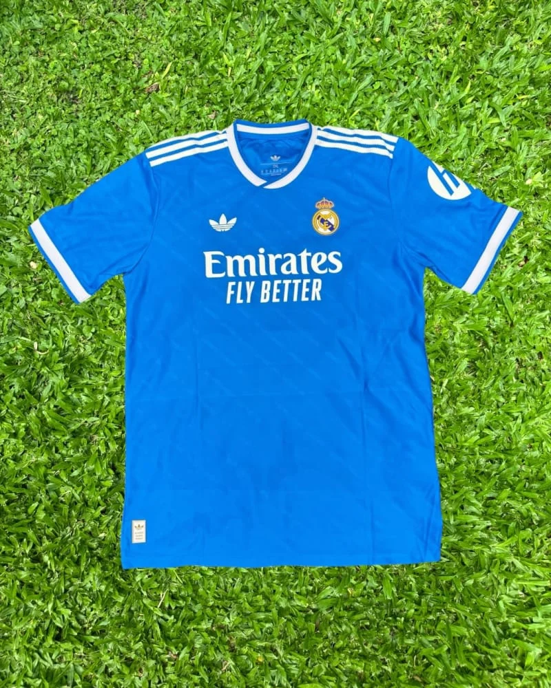 Real Madrid 25/26 (tercera) - MASTANTUONO - Versión jugador