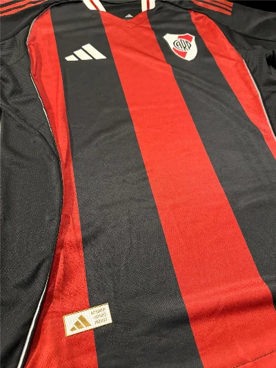 River 2025/2026 Suplente Player thumbnail 2