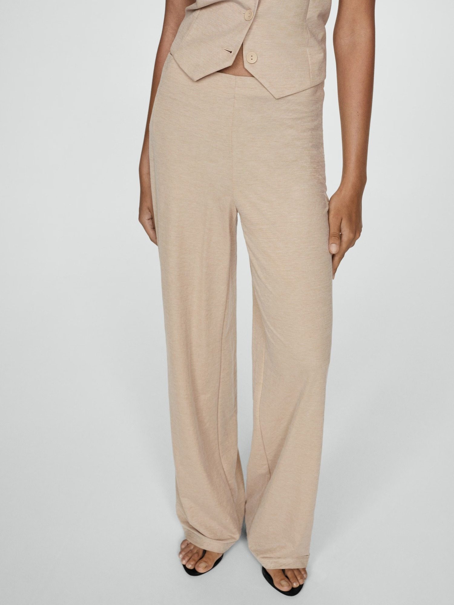 Pantalón recto fluido BEIGE