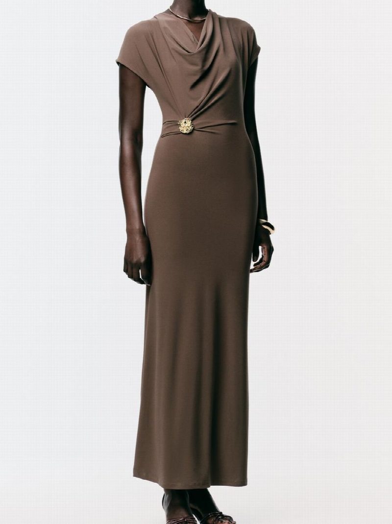 VESTIDO DRAPEADO FORNITURA MARRON