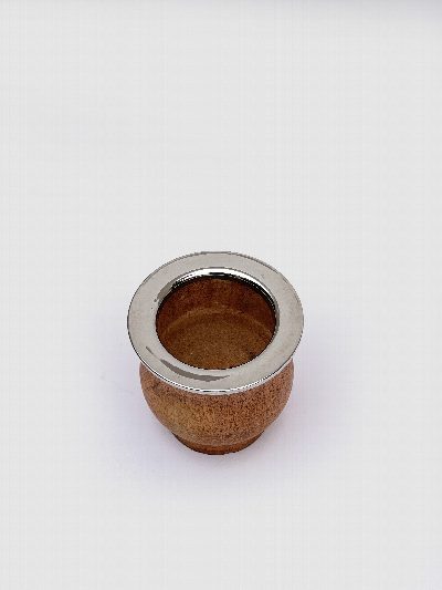 Mate camionero de algarrobo con virola de acero