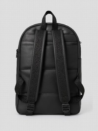 Mochila matera blackstyle para laptop 17" + una yerbera de regalo
