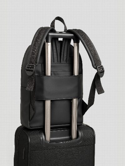 Mochila matera blackstyle para laptop 17" + una yerbera de regalo