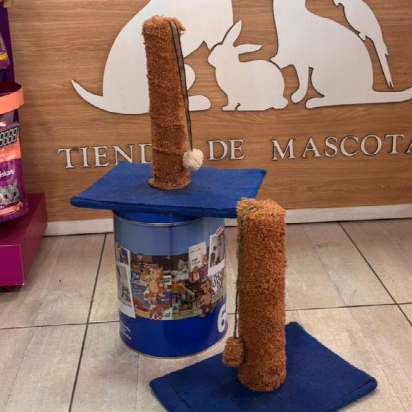 RASCADOR CHICO CON BASTON Y PELUDITO